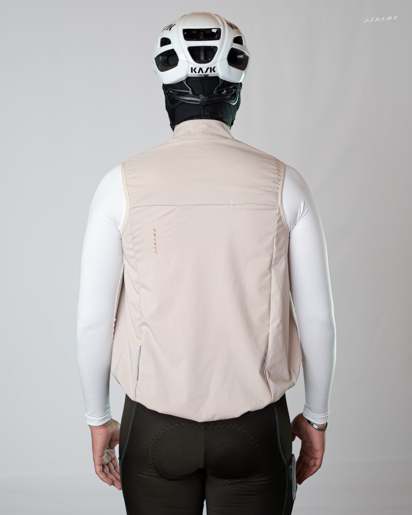 CHALECO HAST BEIGE UNISEX