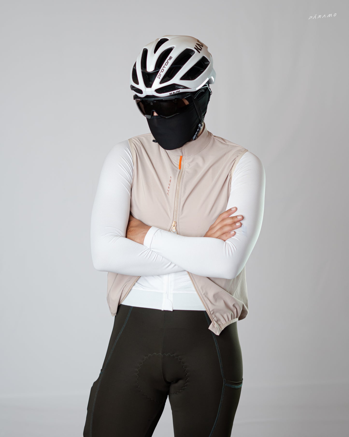 CHALECO HAST BEIGE UNISEX