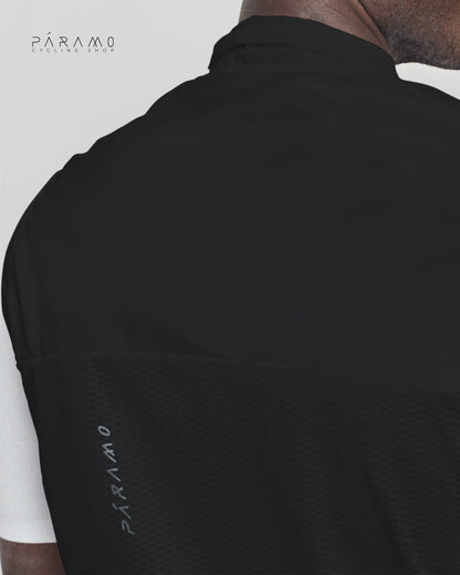 CHALECO LEGGERO VENT NEGRO UNISEX