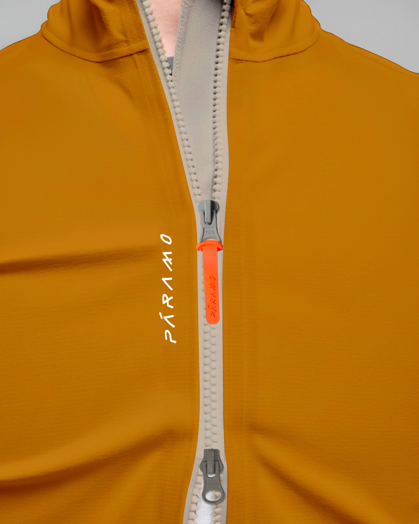 CHALECO HAST MOSTAZA UNISEX