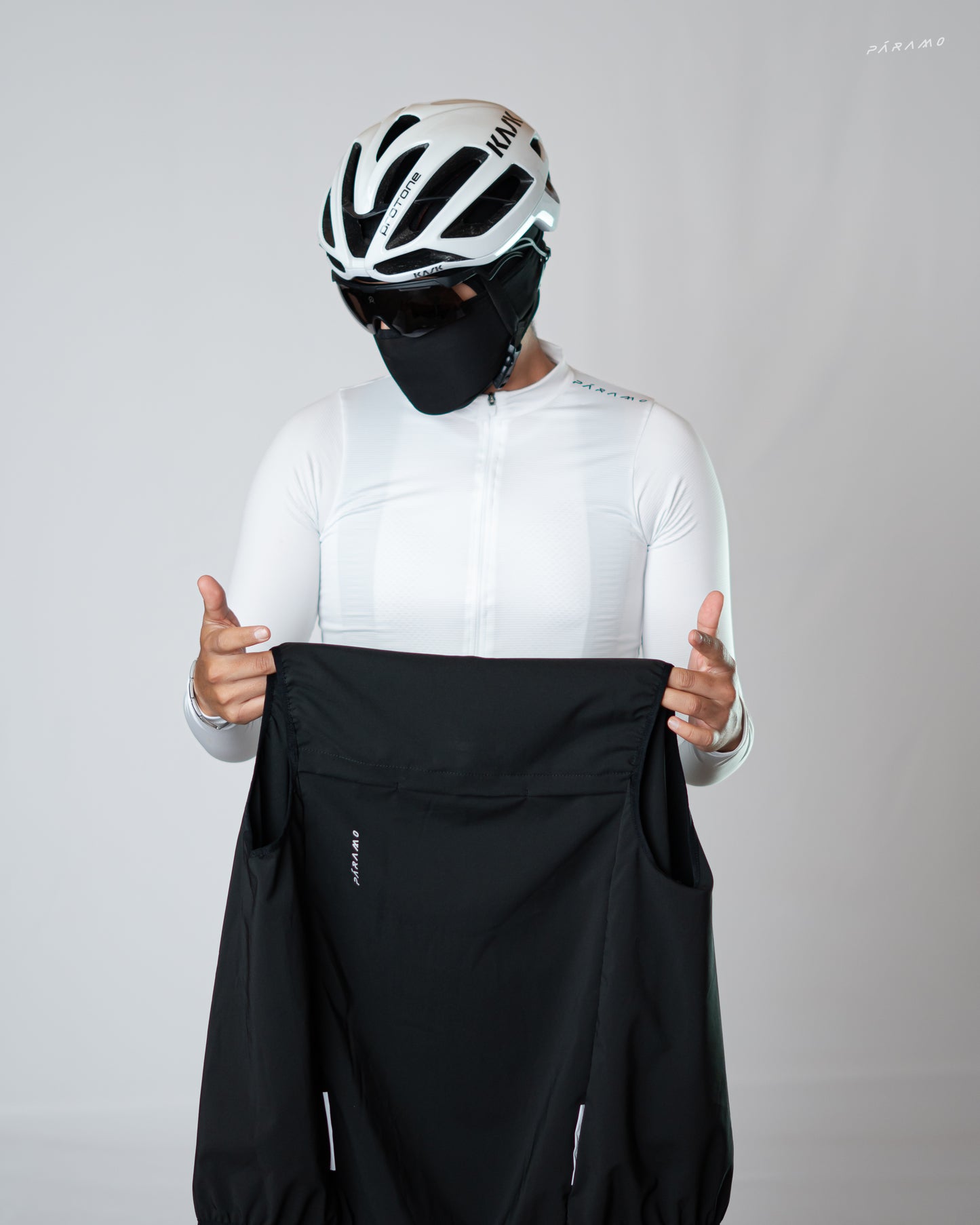 CHALECO HAST NEGRO UNISEX