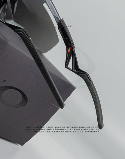 GAFAS 0AKL3Y M QNTM KATO PLATA