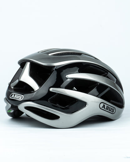 CASCO AIRBREAKER PLATEADO  AAA TALLA M