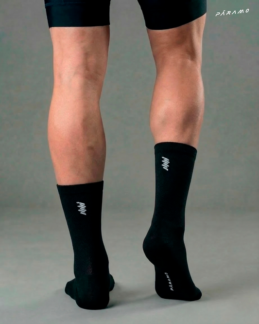 MEDIAS NEGRAS CICLISMO / RUNNING  APEX