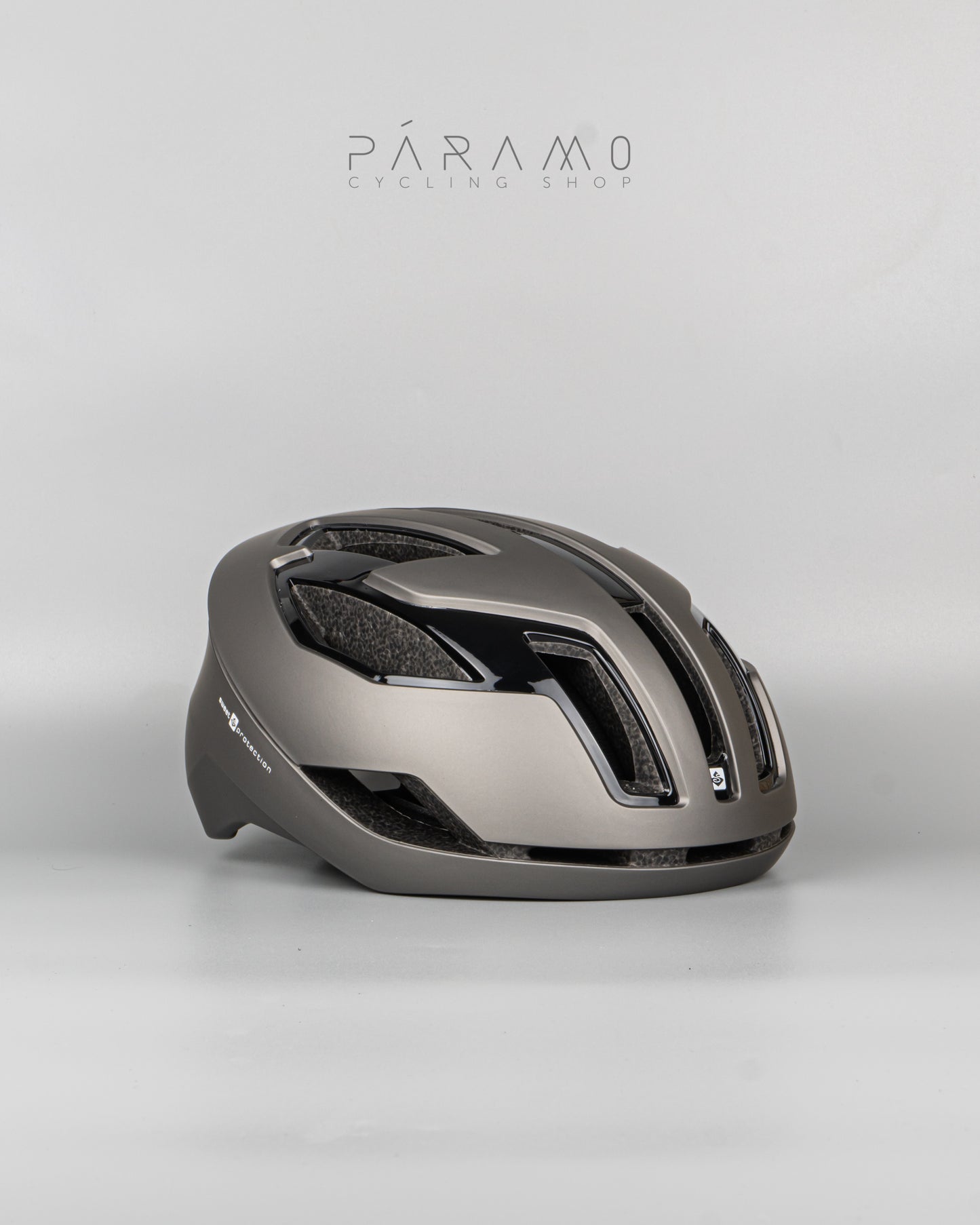 CASCO FALCONER  AAA GRIS TALLA M