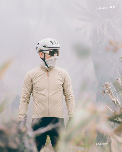 CHAQUETA HAST BEIGE UNISEX IMPERMEABLE 70%