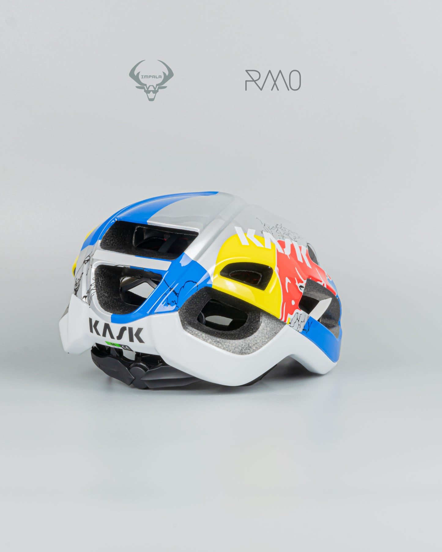 CASCO PROTONE RED BULL AAA  TALLA M