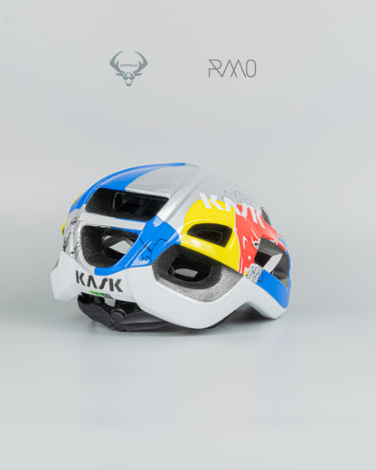 CASCO PROTONE RED BULL AAA  TALLA M