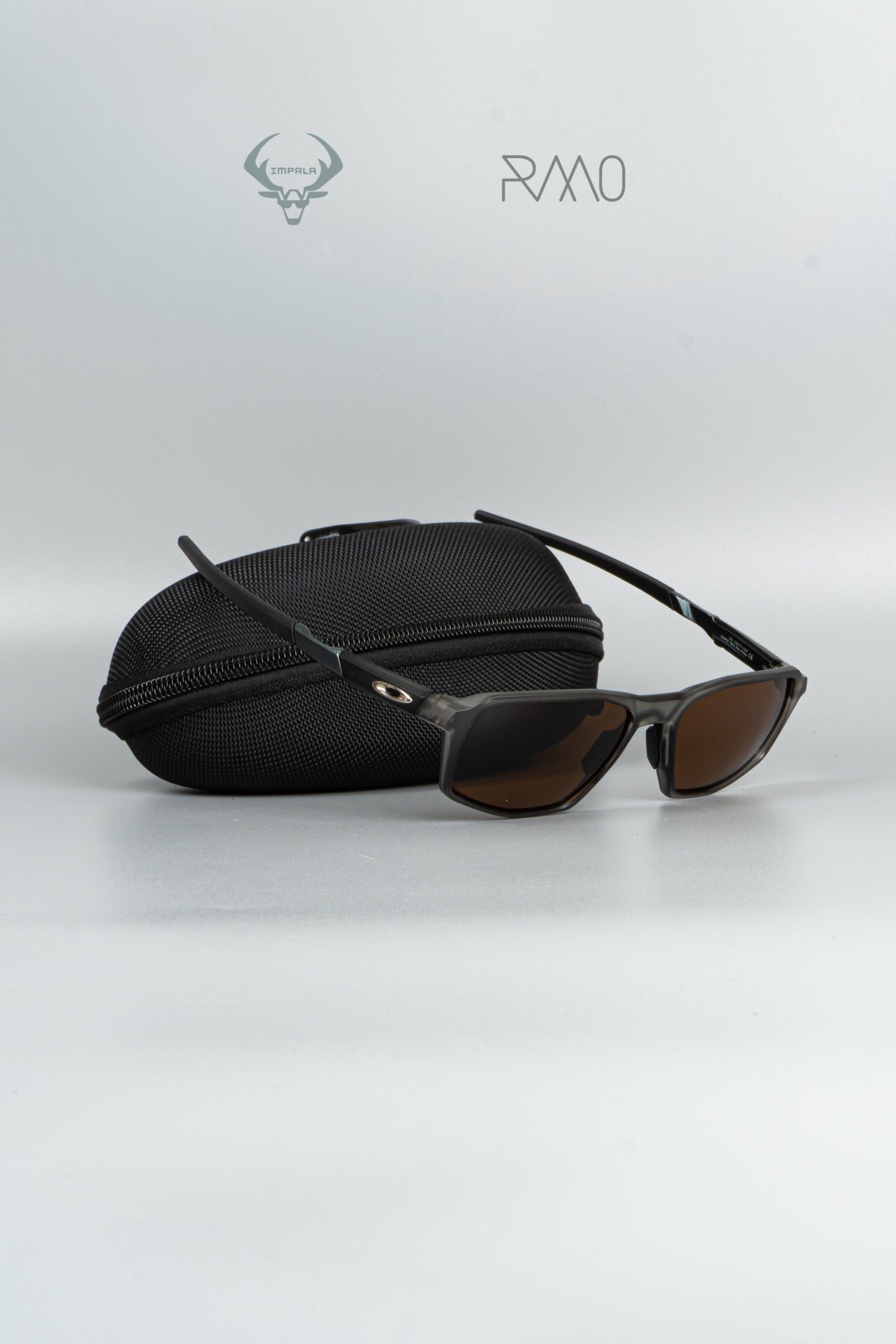 GAFAS 0AKL3Y TRAJECTORY GRIS UV400 AAA