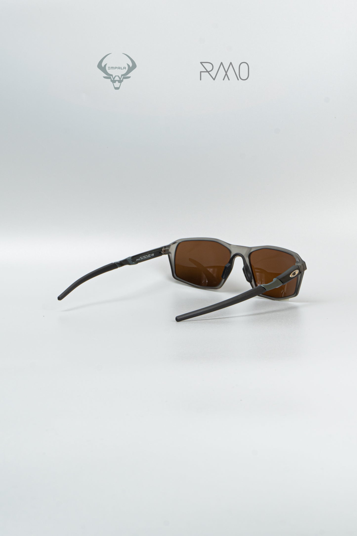 GAFAS 0AKL3Y TRAJECTORY GRIS UV400 AAA
